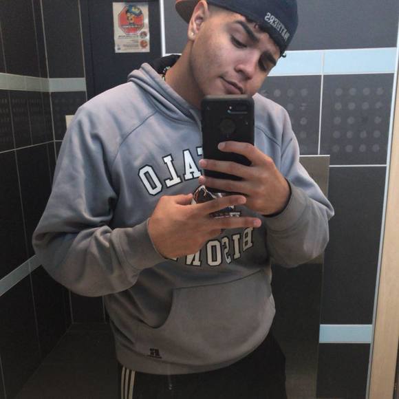 Meet your Posher, Felix - Picture 1 of 1